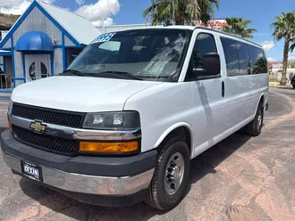 2018 Chevrolet Express photo 7