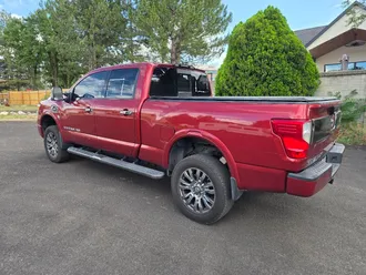 2016 Nissan Titan XD photo 4