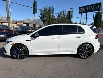 2024 Volkswagen Golf R photo 3