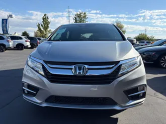 2019 Honda Odyssey photo 2