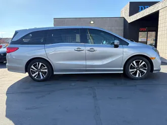 2019 Honda Odyssey photo 4