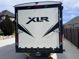 2022 FOREST RIVER XLR photo 4