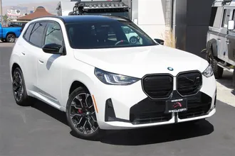 2026 BMW X3 photo 2