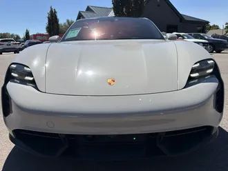 2021 Porsche Taycan photo 6