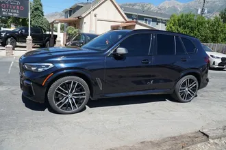 2022 BMW X5 photo 2