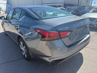 2021 Nissan Altima photo 4