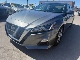 2021 Nissan Altima photo 5