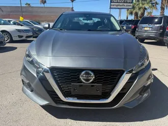 2021 Nissan Altima photo 6
