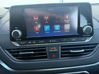 2021 Nissan Altima photo 7