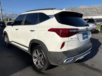 2021 Kia Seltos photo 6