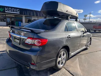 2011 Toyota Corolla photo 5
