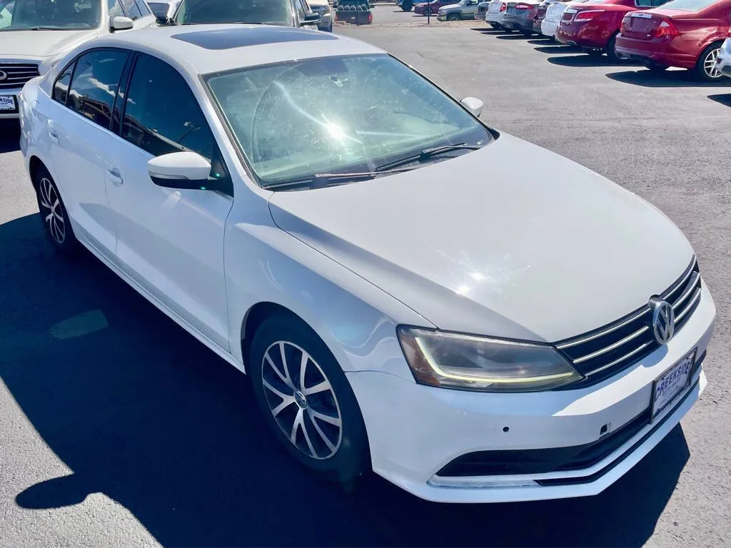 2017 Volkswagen Jetta 1.4T SE 4dr Sedan 6A