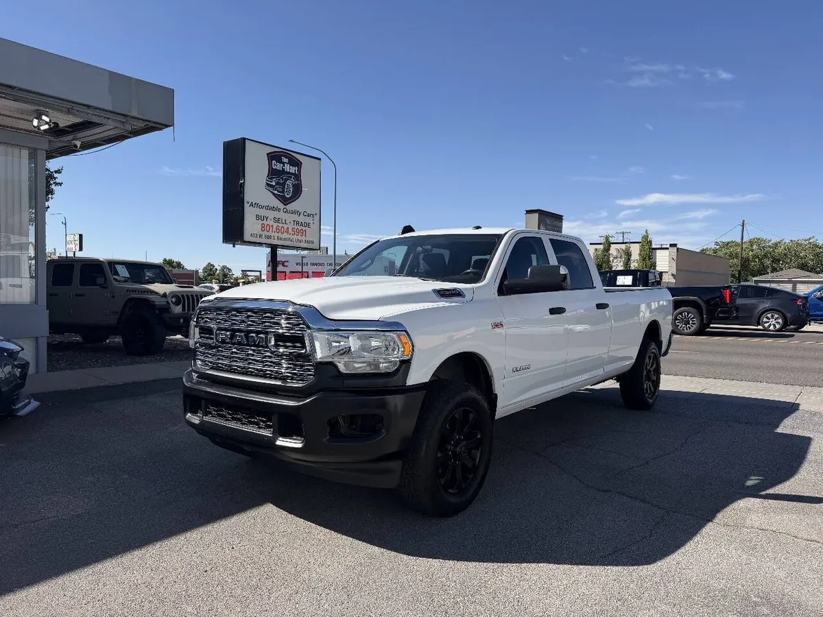 2020 RAM 2500 Tradesman 4x4 4dr Crew Cab 8 ft. LB Pickup