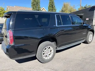 2016 GMC Yukon XL photo 2