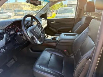 2016 GMC Yukon XL photo 3