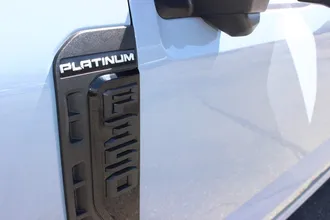 2025 FORD F-350 SUPER DUTY photo 3