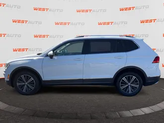 2018 Volkswagen Tiguan photo 2