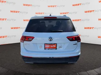 2018 Volkswagen Tiguan photo 4