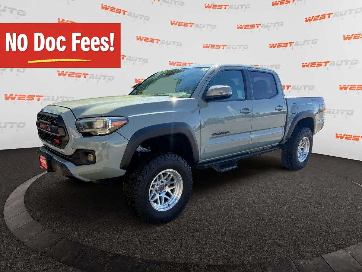2023 Toyota Tacoma TRD Off-Road