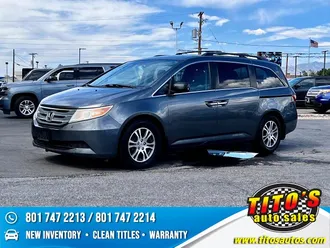 2011 Honda Odyssey photo 3