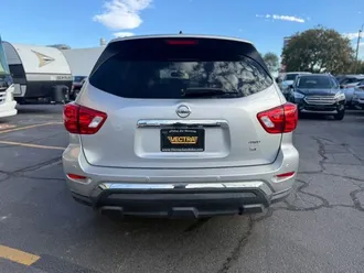 2018 Nissan Pathfinder photo 7