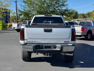 2011 GMC Sierra 2500HD photo 6
