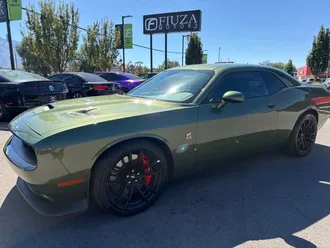 2022 Dodge Challenger photo 4