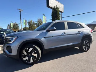 2024 Volkswagen Atlas Cross Sport photo 2