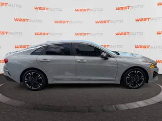 2023 Kia K5 photo 6