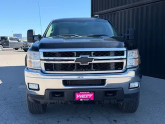 2011 Chevrolet Silverado 2500HD photo 2