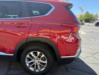 2019 Hyundai Santa Fe photo 5