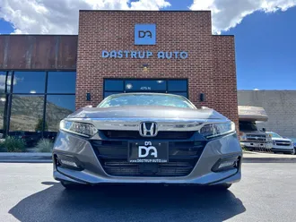 2019 Honda Accord photo 2