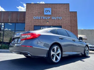 2019 Honda Accord photo 6