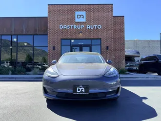 2022 Tesla Model 3 photo 2