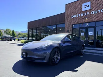 2022 Tesla Model 3 photo 3
