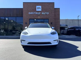 2022 Tesla Model Y photo 2