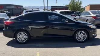 2017 Ford Focus photo 4