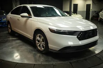 2023 HONDA ACCORD photo 5