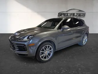 2023 Porsche Cayenne Platinum Edition photo 5