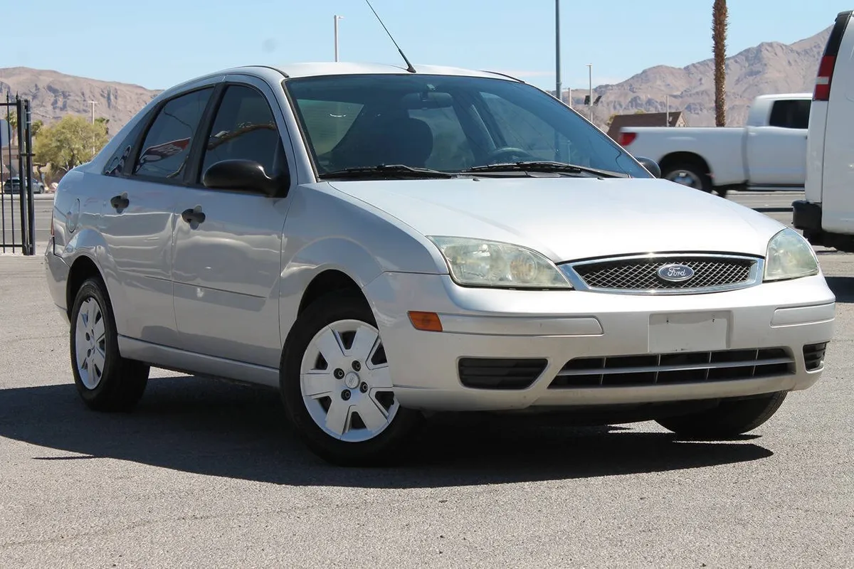 2007 Ford Focus ZX4 SE 4dr Sedan