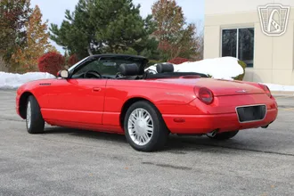 2002 Ford Thunderbird photo 5