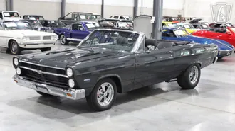 1967 Ford Fairlane photo 2