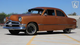 1950 Ford 2 Door Sedan photo 4