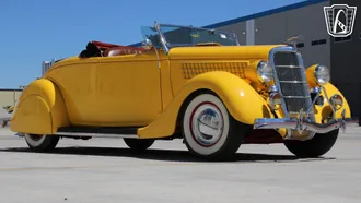 1935 Ford Deluxe photo 5