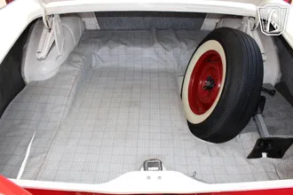 1957 Ford Fairlane photo 3