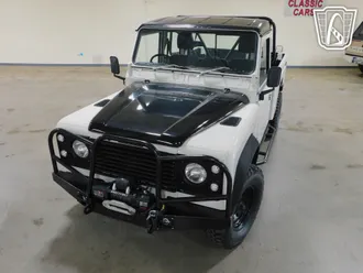 1986 Land Rover Defender photo 4
