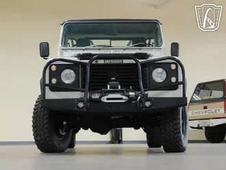 1986 Land Rover Defender photo 5