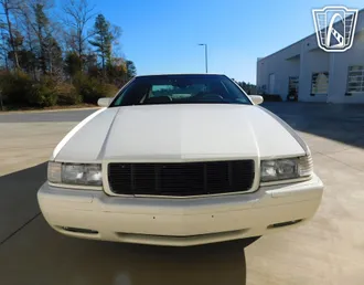 2002 Cadillac Eldorado photo 4