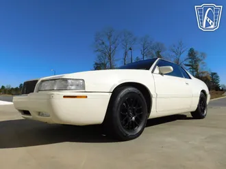 2002 Cadillac Eldorado photo 6