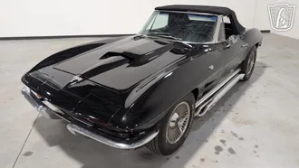 1963 Chevrolet Corvette photo 2